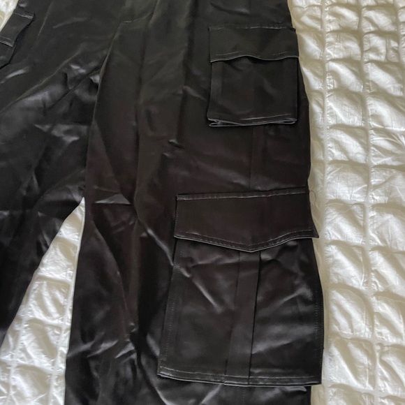 Favorite Daughter black satin cargo pant - Picture 7 of 16